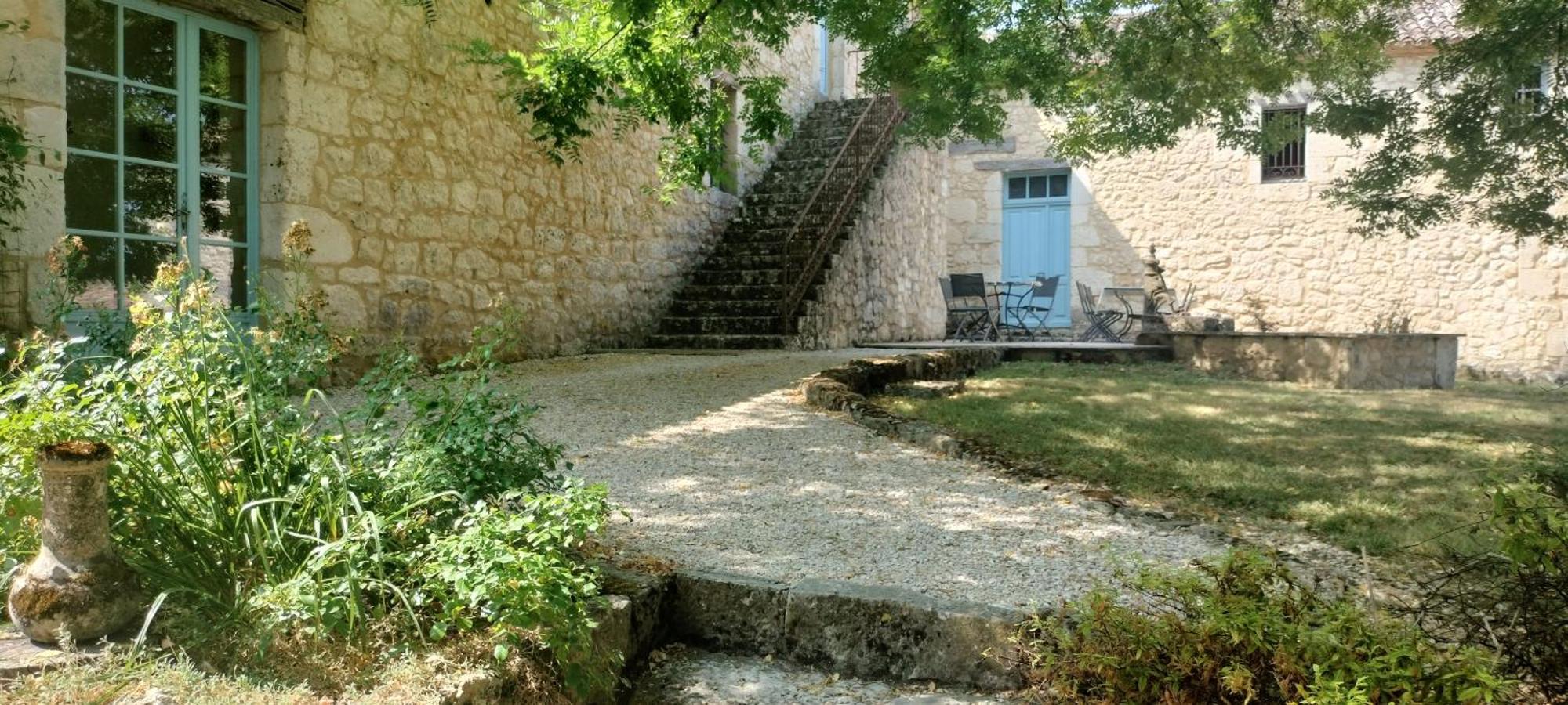 Chambre D'Hote "La Pierre" Domaine De Fonpeyroune Otel Conne-de-Labarde Dış mekan fotoğraf